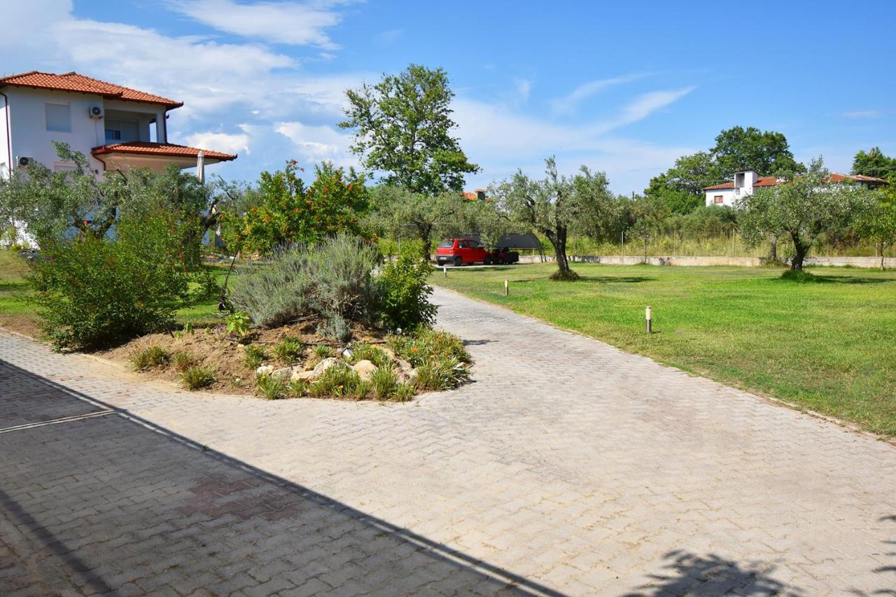 Forty Roses Vourvourou Exterior foto